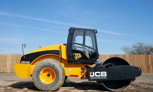 Аренда дорожного катка JCB Vibromax VM 132D