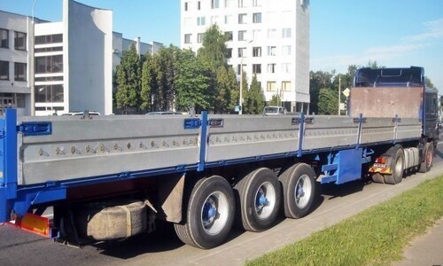 Тягач 20 тонн с открытым полуприцепом 13.6м